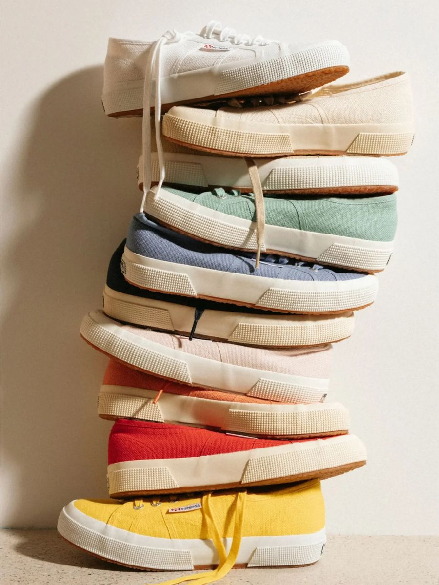 Superga 2750: anatomía de un icono — historia, construcción y por qué sigue vigente