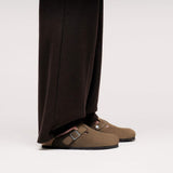 Zuecos BIRKENSTOCK Boston Suede Leather Dark Tea Tonal Plantilla Blanda