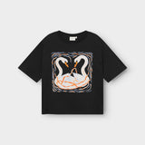 Camiseta DEDICATED Vadstena Painted Swans - Black - vista oficial 5
