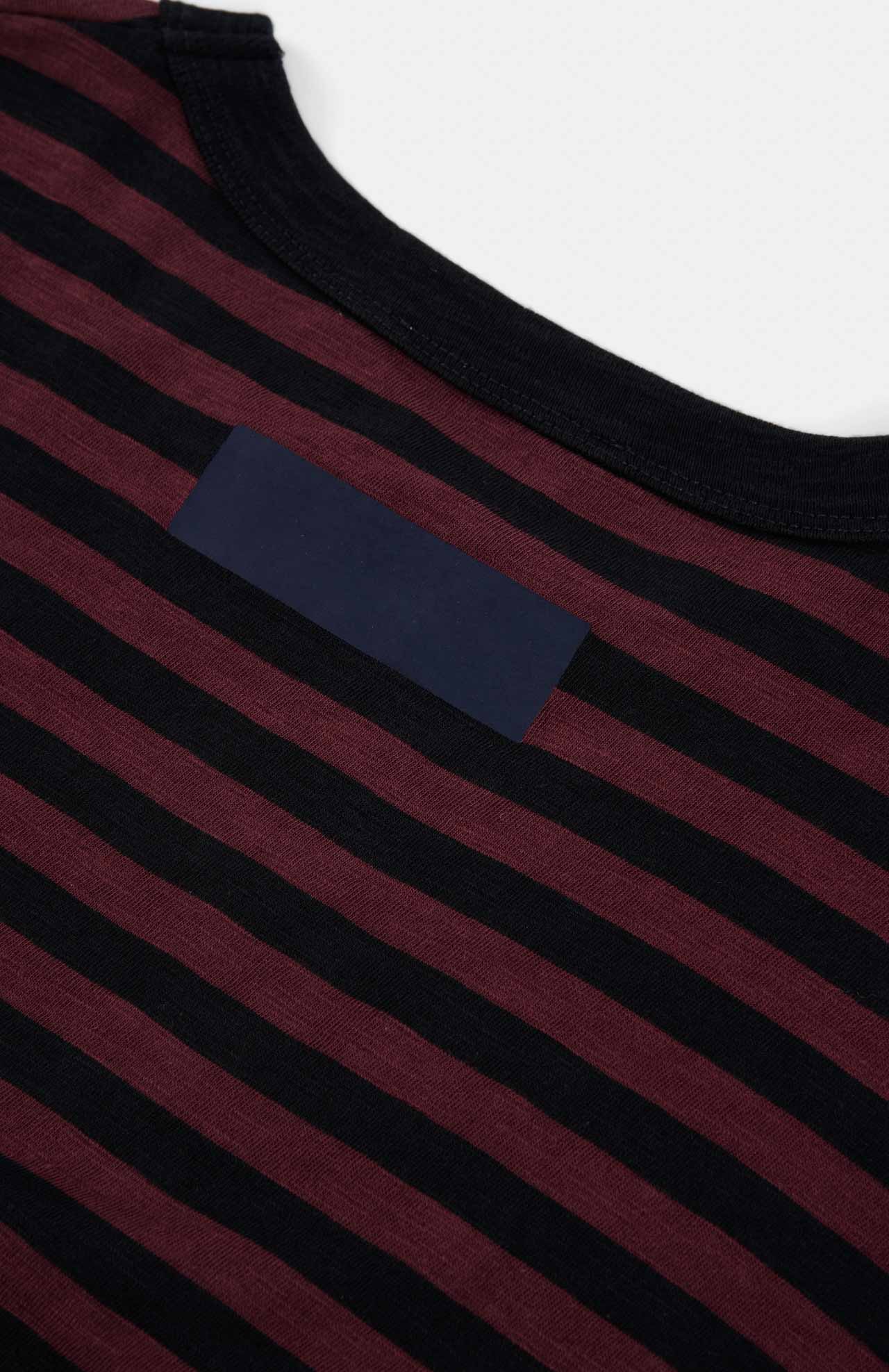 Camiseta LOREAK MENDIAN Astondo Navy, detalle de la prenda