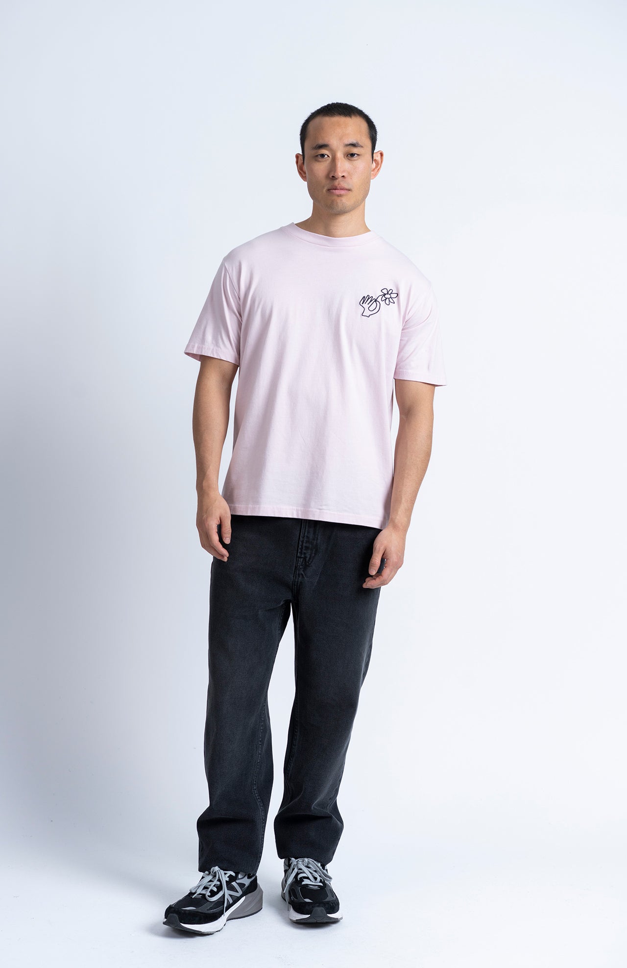 Camiseta LOREAK MENDIAN Okey Orchid, vista frontal adicional en modelo