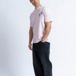 Camiseta LOREAK MENDIAN Okey Orchid, vista lateral en modelo