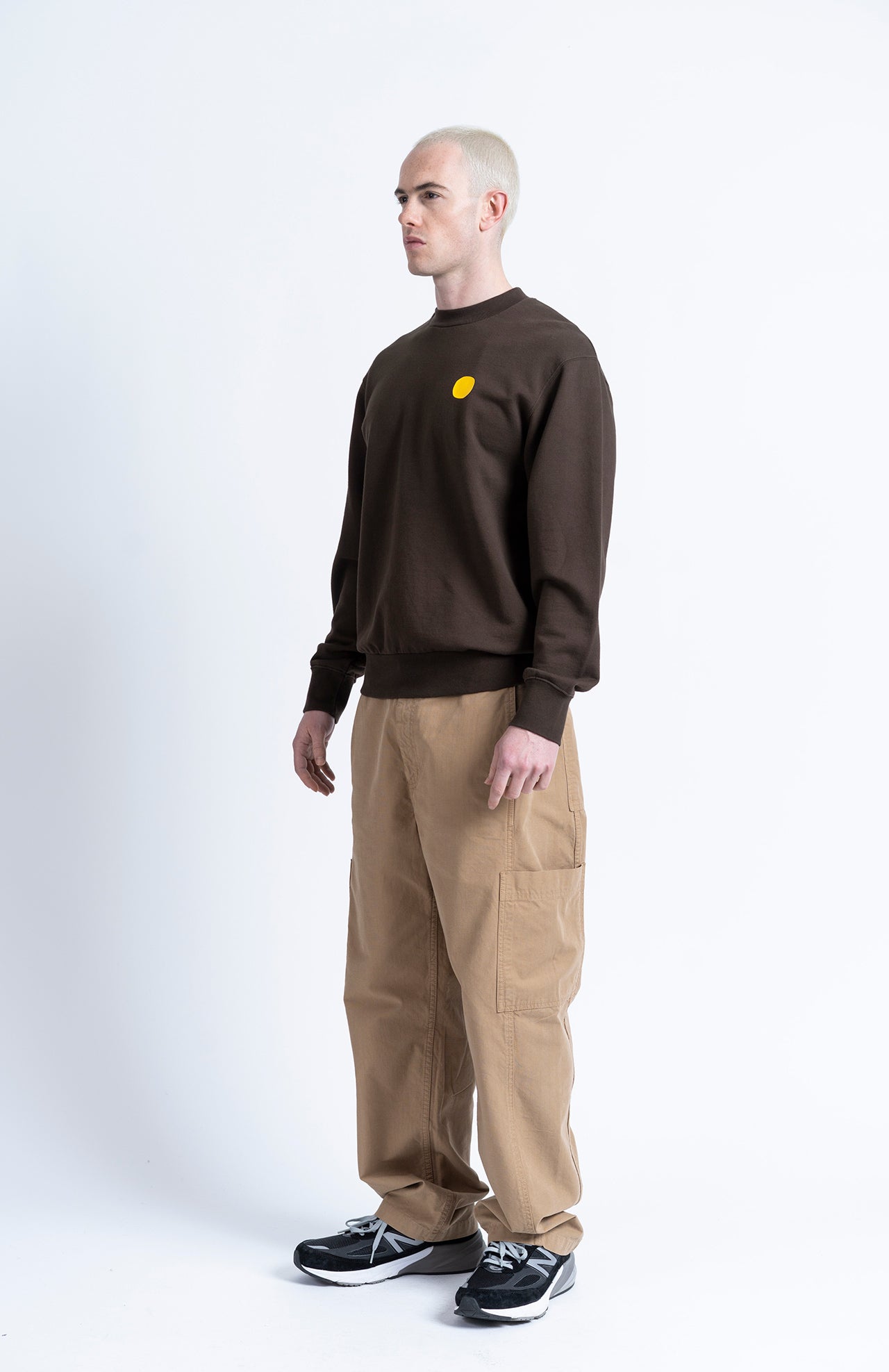Sudadera LOREAK MENDIAN SW New Dot Khaki, vista lateral en modelo