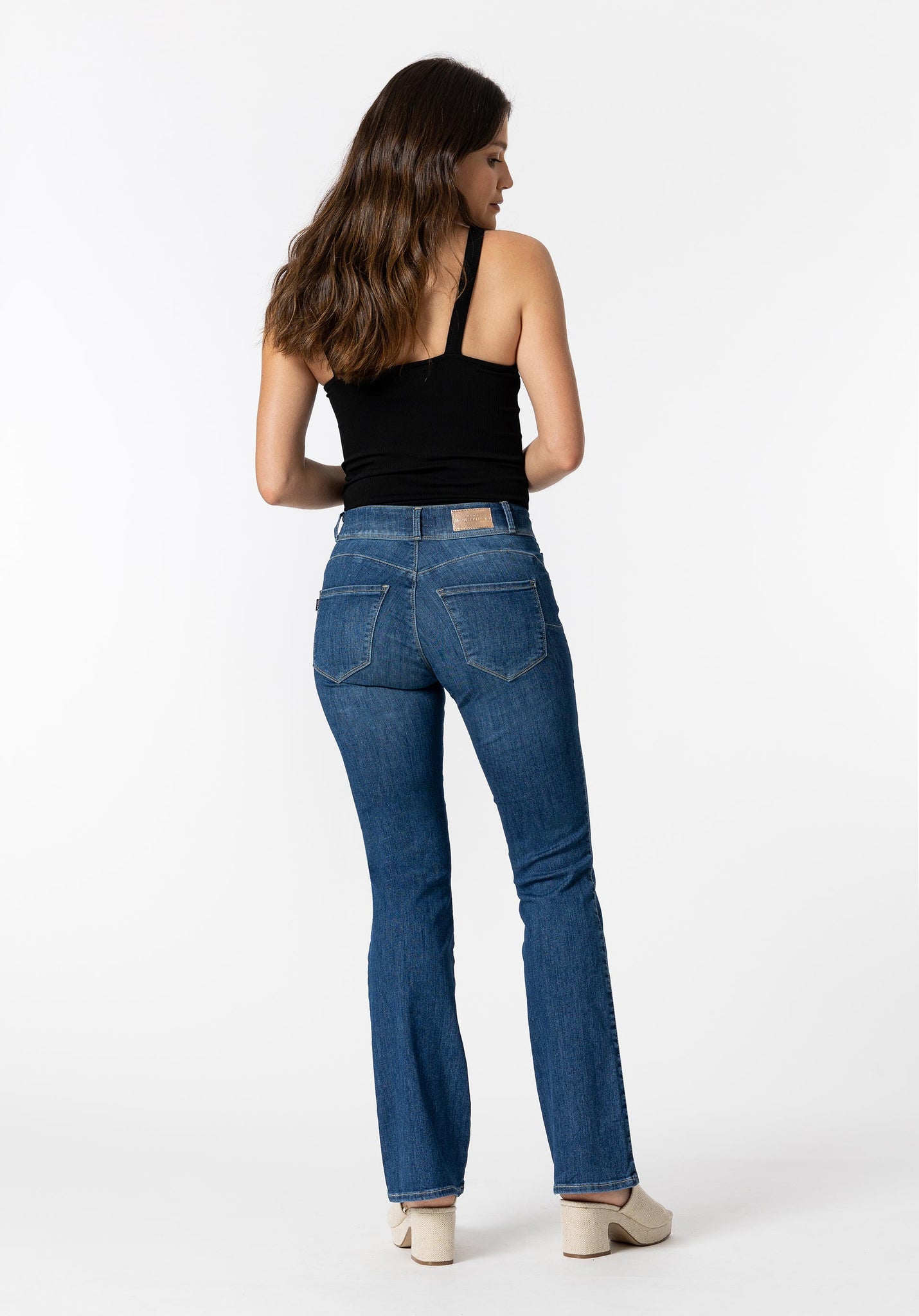 Tiffosi Silhouette Jeans, Einheitsgröße, mittlerer Ton
