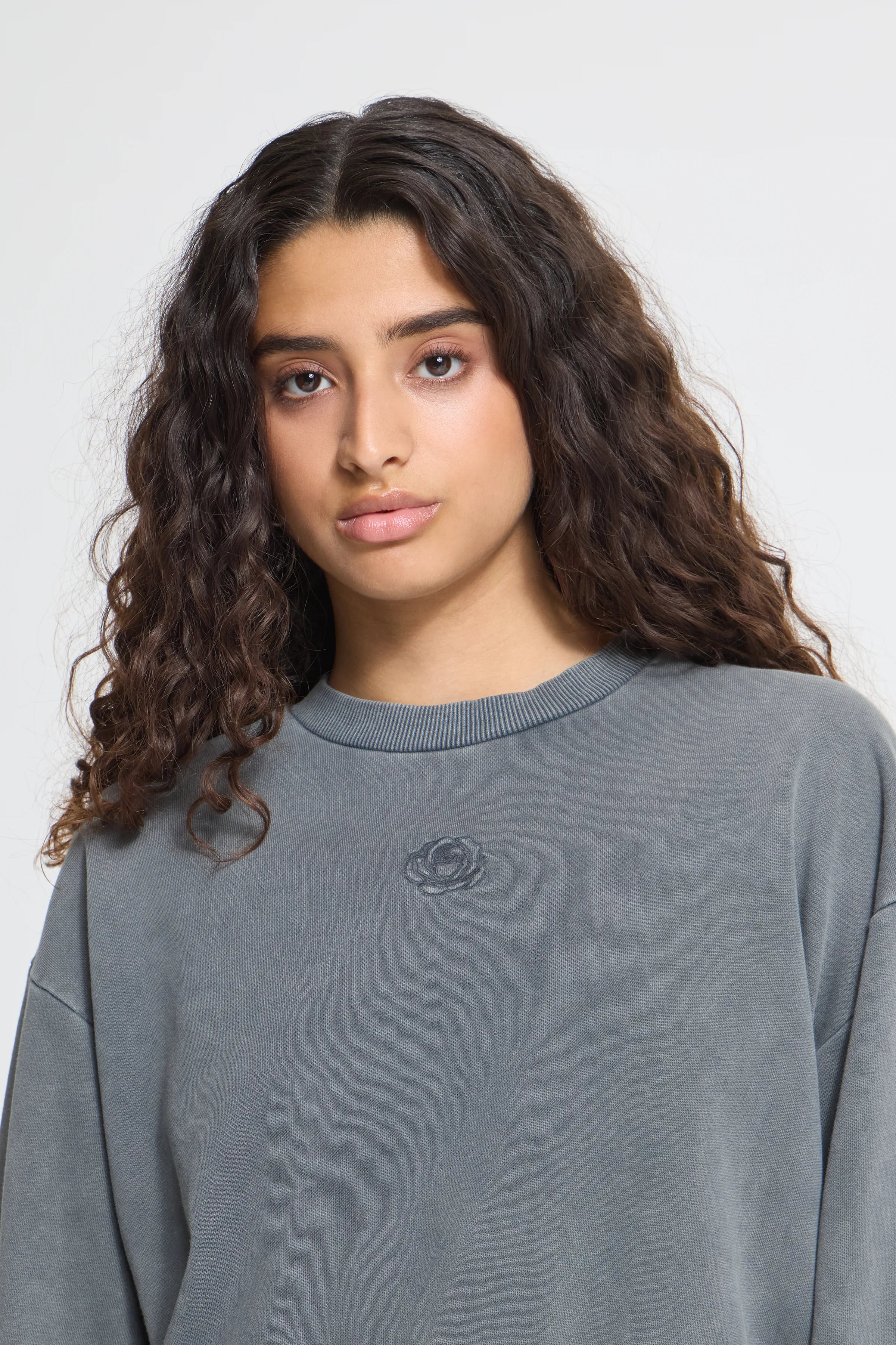 IHLULA SW ICHI darl grey mlg w. gray rose - front