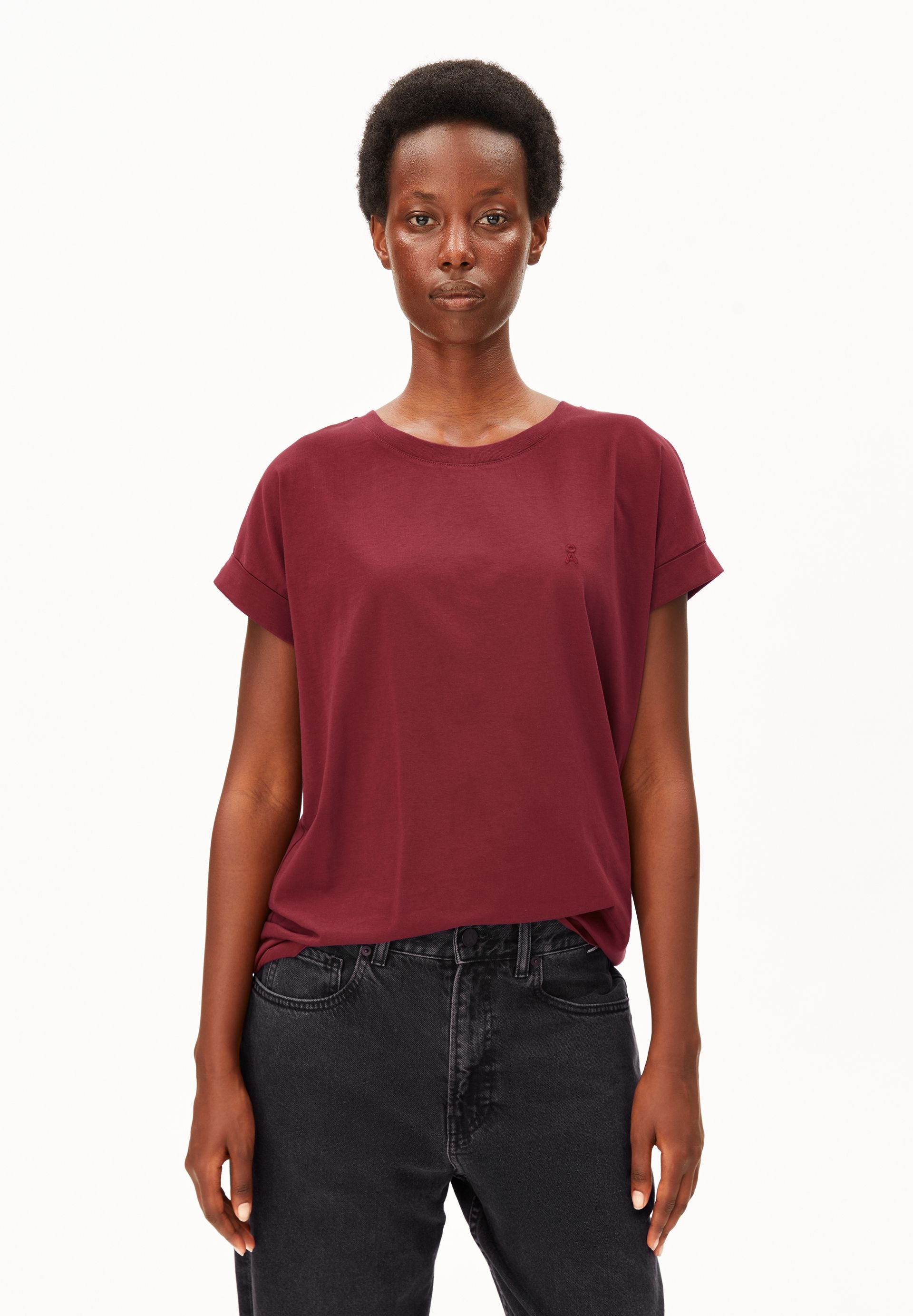 Camiseta ARMEDANGELS Idaara Velvet Red