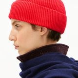 Gorro ARMEDANGELS Nildaao de Algodón Orgánico Candy Apple