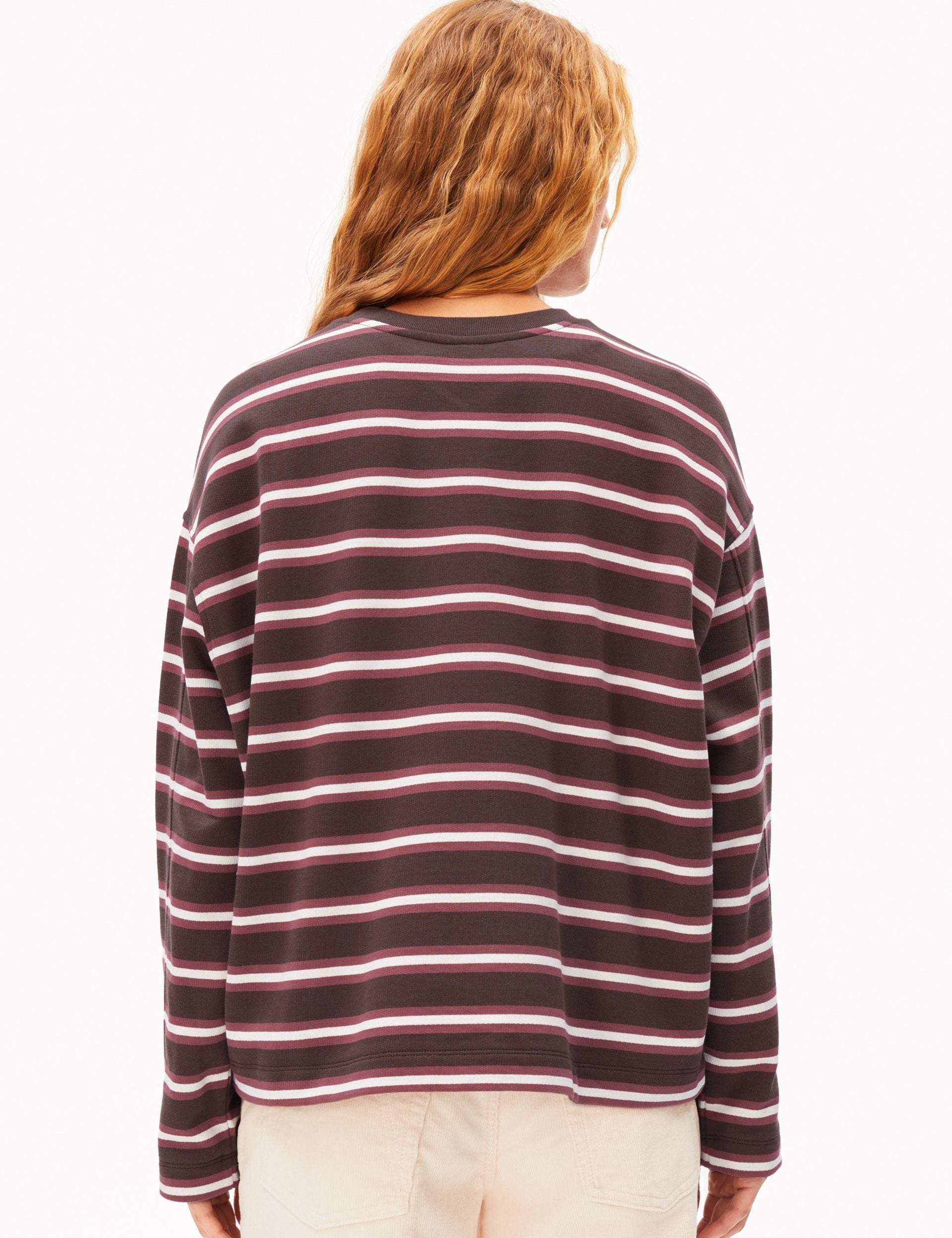 Sudadera ARMEDANGELS Iconic Å Frankaa Bold Claystone Oatmilk Velvet Ember - vista oficial 2