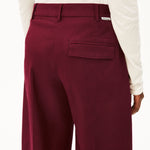 Pantalón ARMEDANGELS Barrel Leg Twill Velvet Red - imagen oficial 311