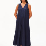 Vestido ARMEDANGELS Poplin Maxi Cuello Pico Tinted Navy