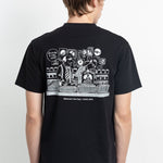 Camiseta Edmmond Vinilos Madrid negra, detalle del estampado trasero en modelo