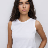 YERSE Weißes Top mit Rundhalsausschnitt