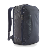 Black Hole Mini MLC 30L - Smolder Blue w/Forge Grey flat frontal transparente 2200x2700