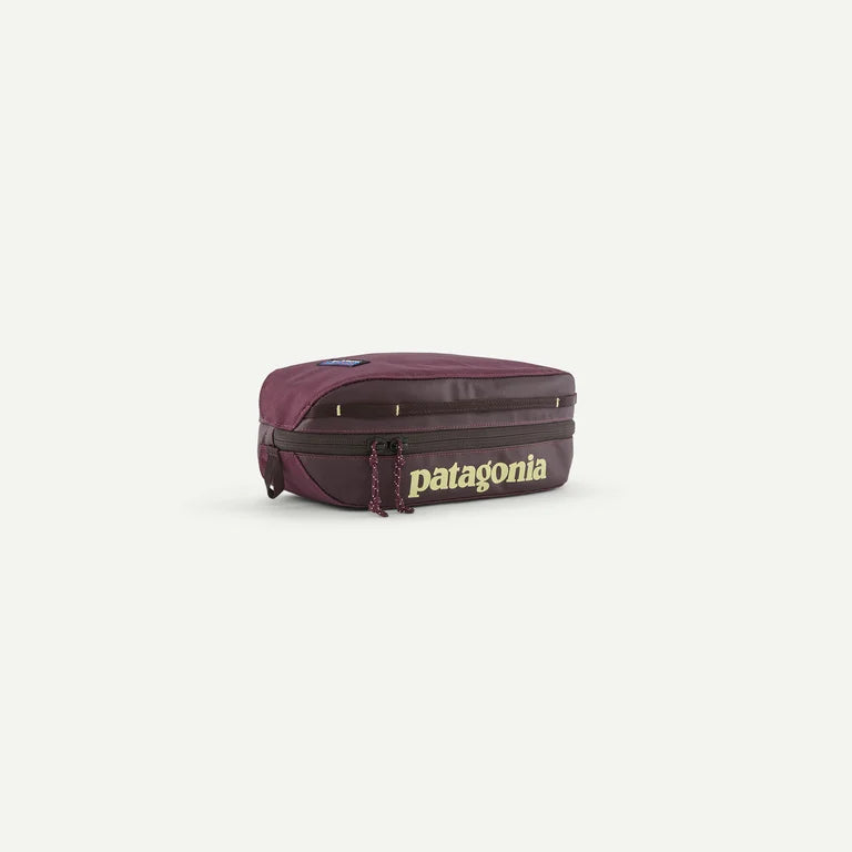 Neceser Patagonia Black Hole Cube 3L Berry Fig frontal oficial