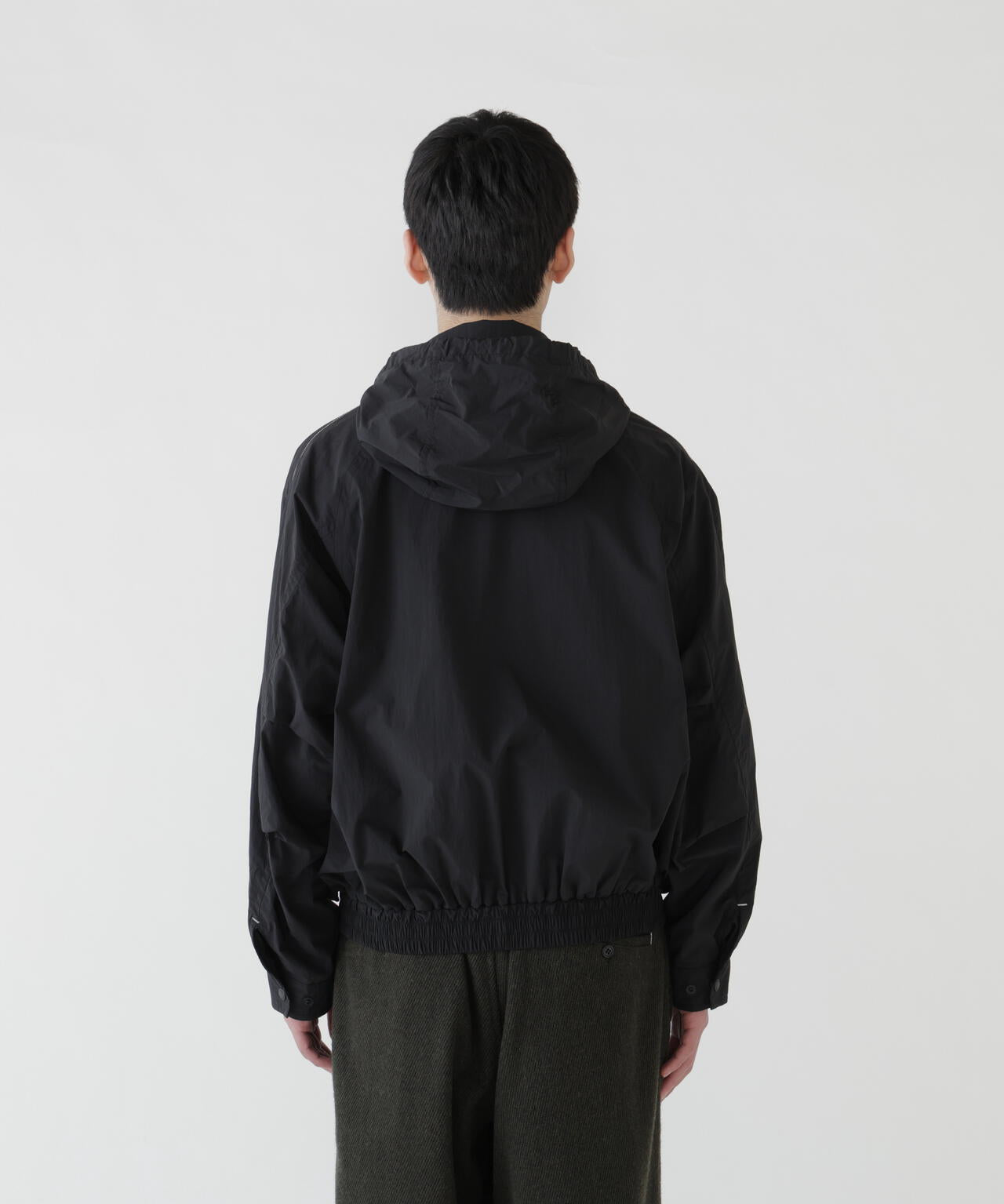 Chaqueta AND WANDER Water Repellent Light Jacket 2 Black - vista oficial