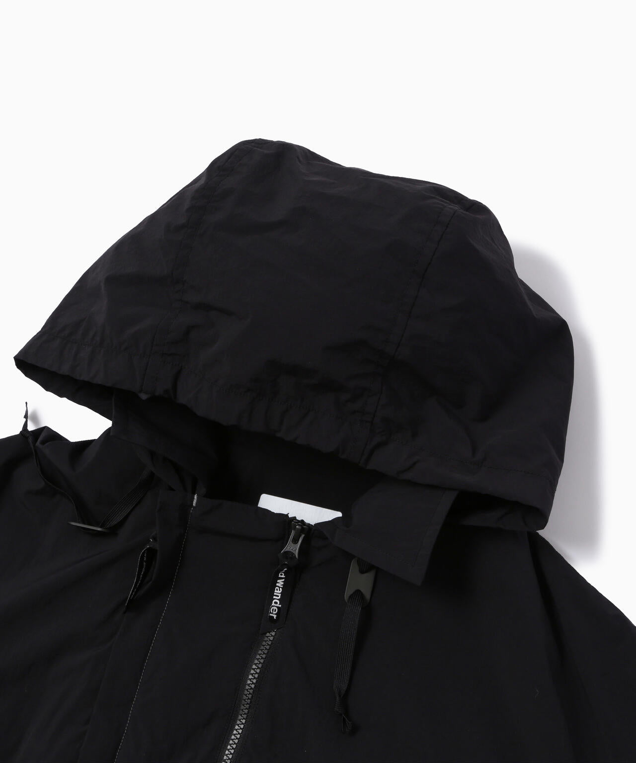 Chaqueta AND WANDER Water Repellent Light Jacket 2 Black - vista oficial