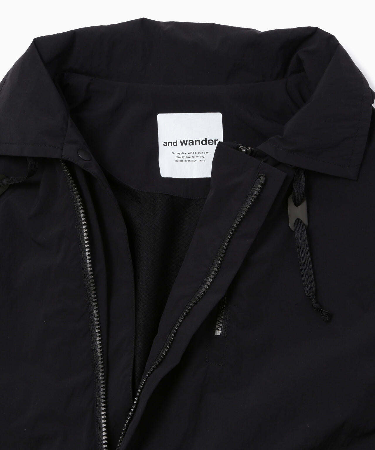 Chaqueta AND WANDER Water Repellent Light Jacket 2 Black - vista oficial