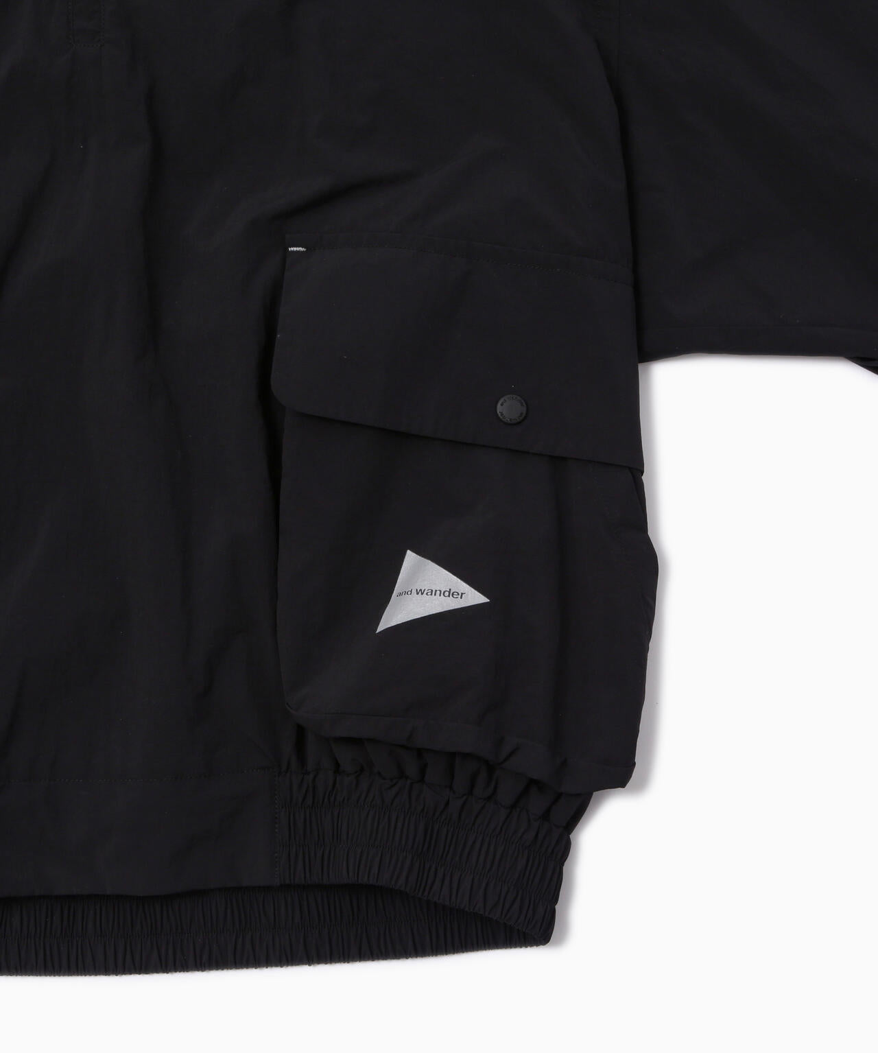 Chaqueta AND WANDER Water Repellent Light Jacket 2 Black - vista oficial