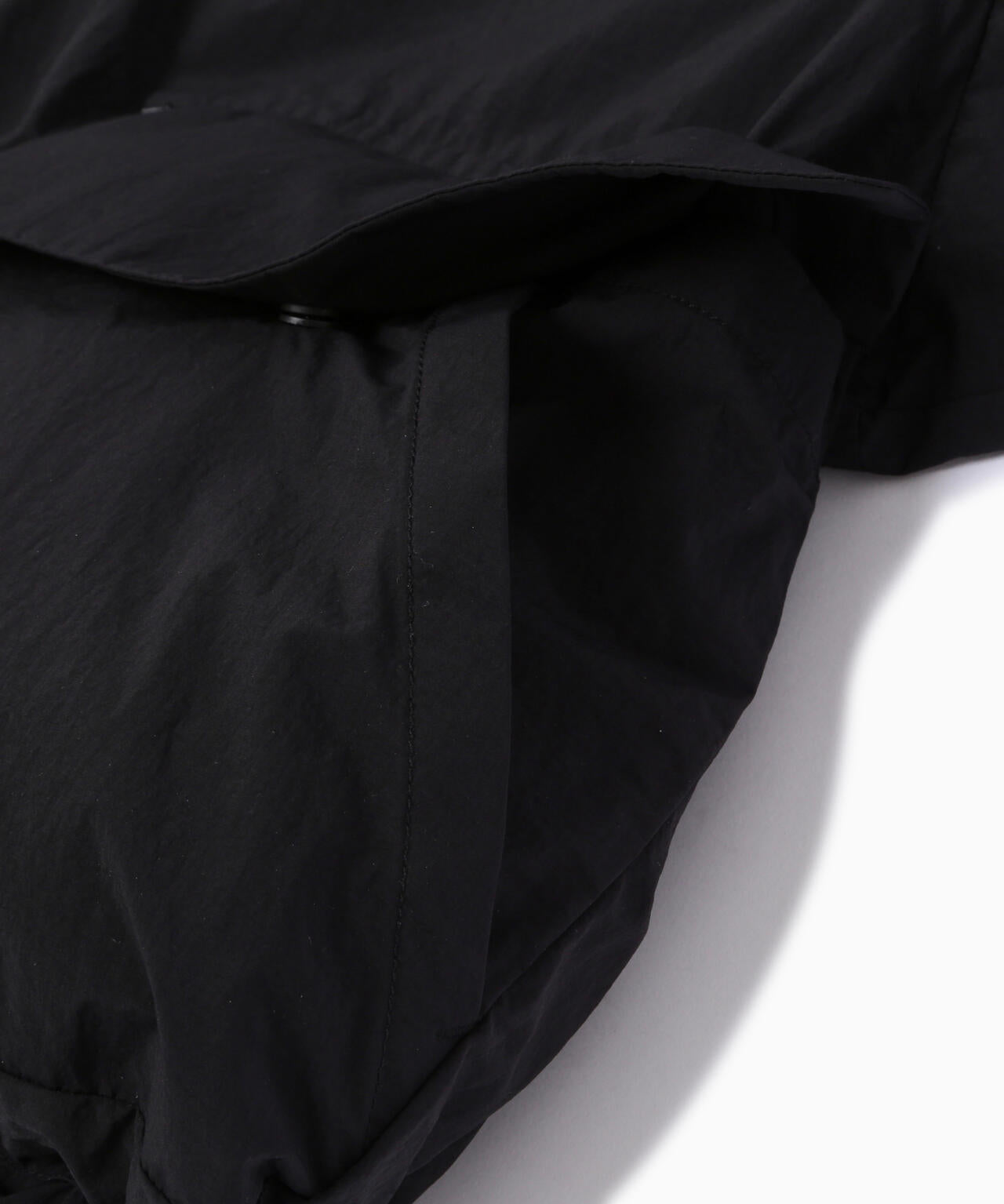 Chaqueta AND WANDER Water Repellent Light Jacket 2 Black - vista oficial