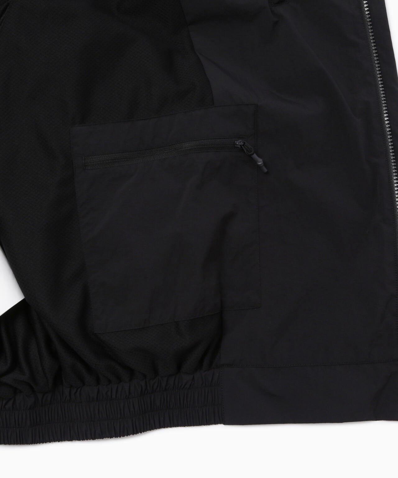 Chaqueta AND WANDER Water Repellent Light Jacket 2 Black - vista oficial