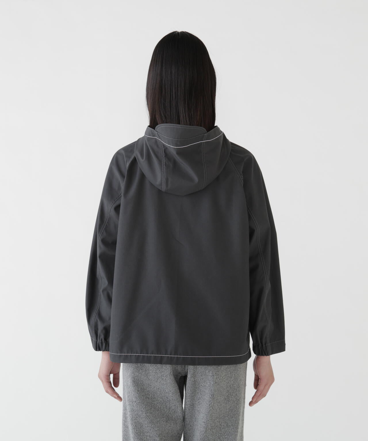 Chaqueta AND WANDER T/W Plain Hoodie Charcoal - vista oficial