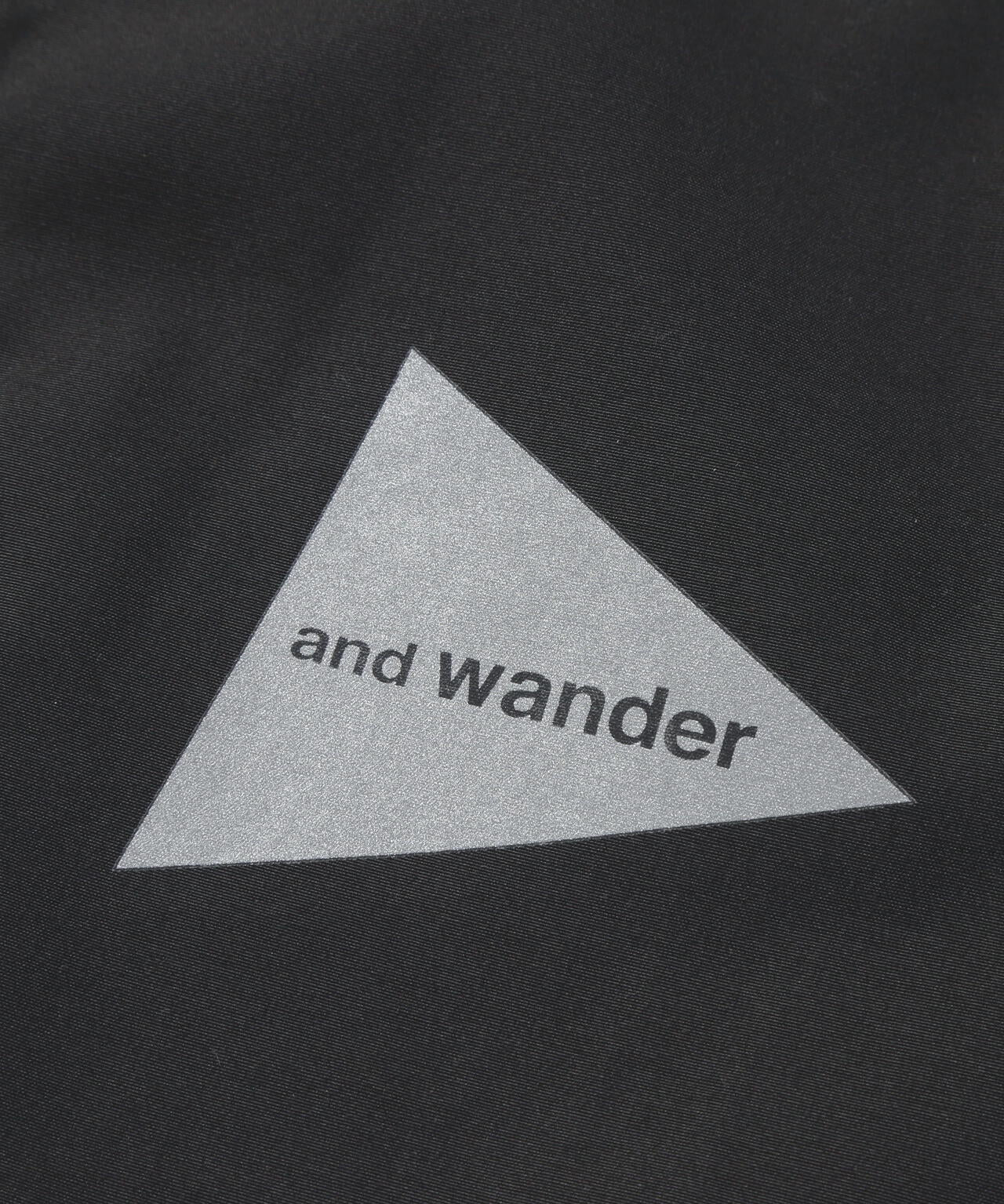 Chaqueta AND WANDER T/W Plain Hoodie Charcoal - vista oficial