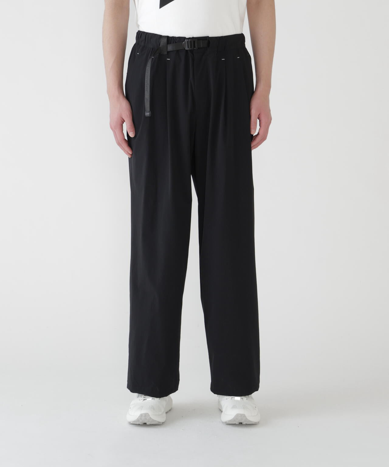Pantalones AND WANDER Light W Cloth Wide Pants Black - foto oficial 3