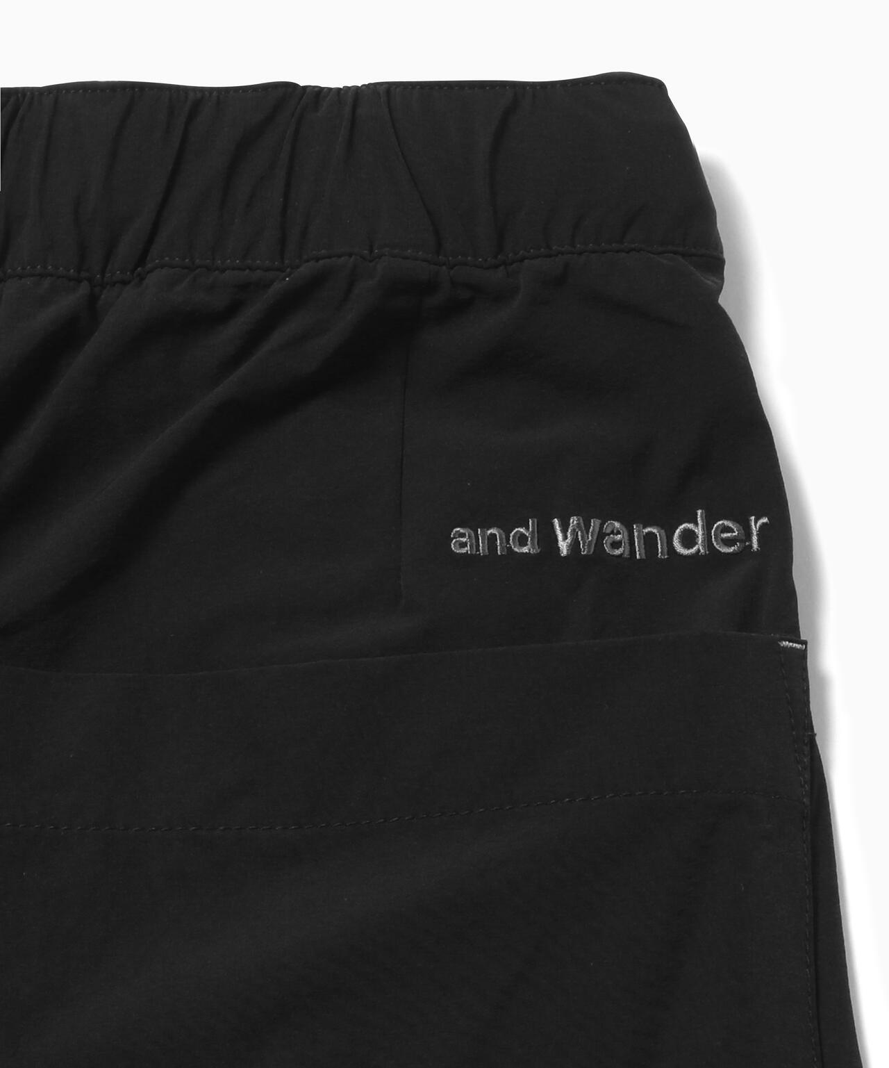 Pantalones AND WANDER Light W Cloth Wide Pants Black - foto oficial 12