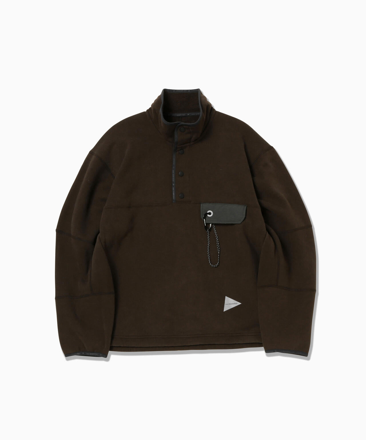 Sudadera AND WANDER Sweat Pullover Dark Brown - vista oficial