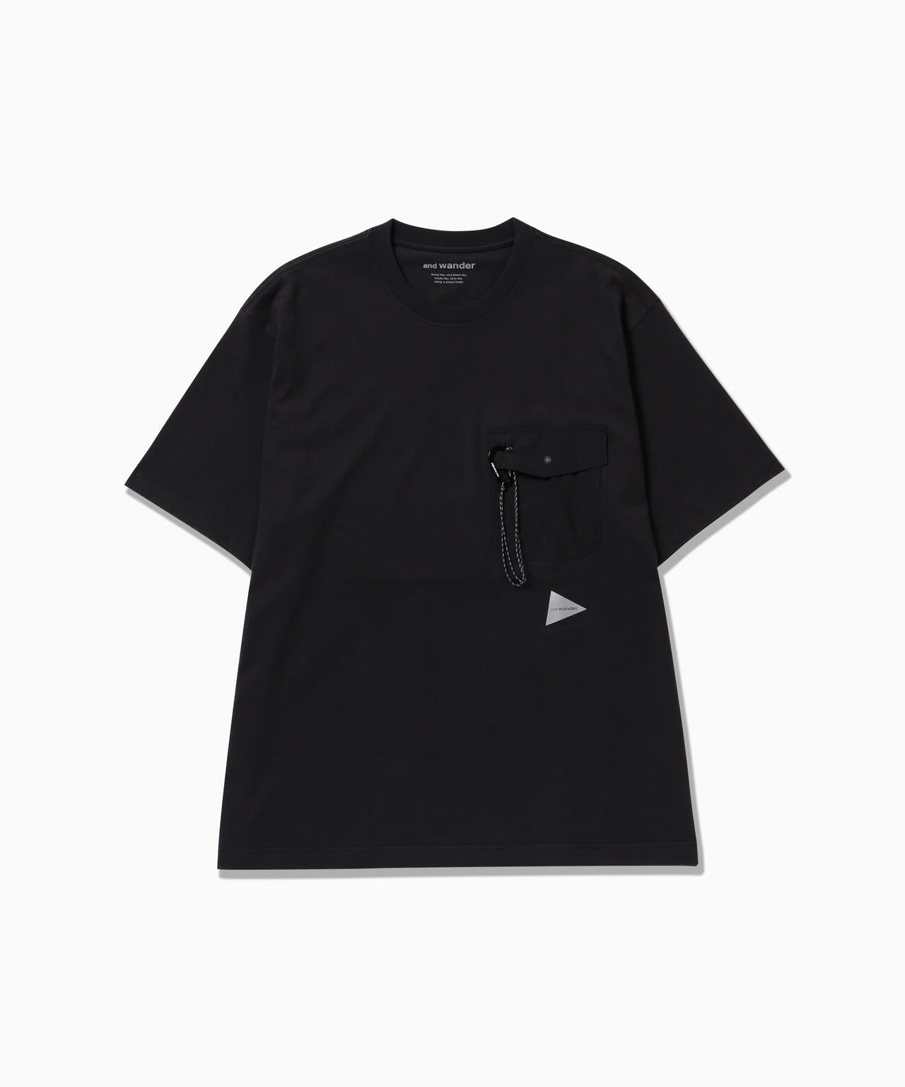 Camiseta AND WANDER Heavy Cotton Pocket SS T Black - vista oficial