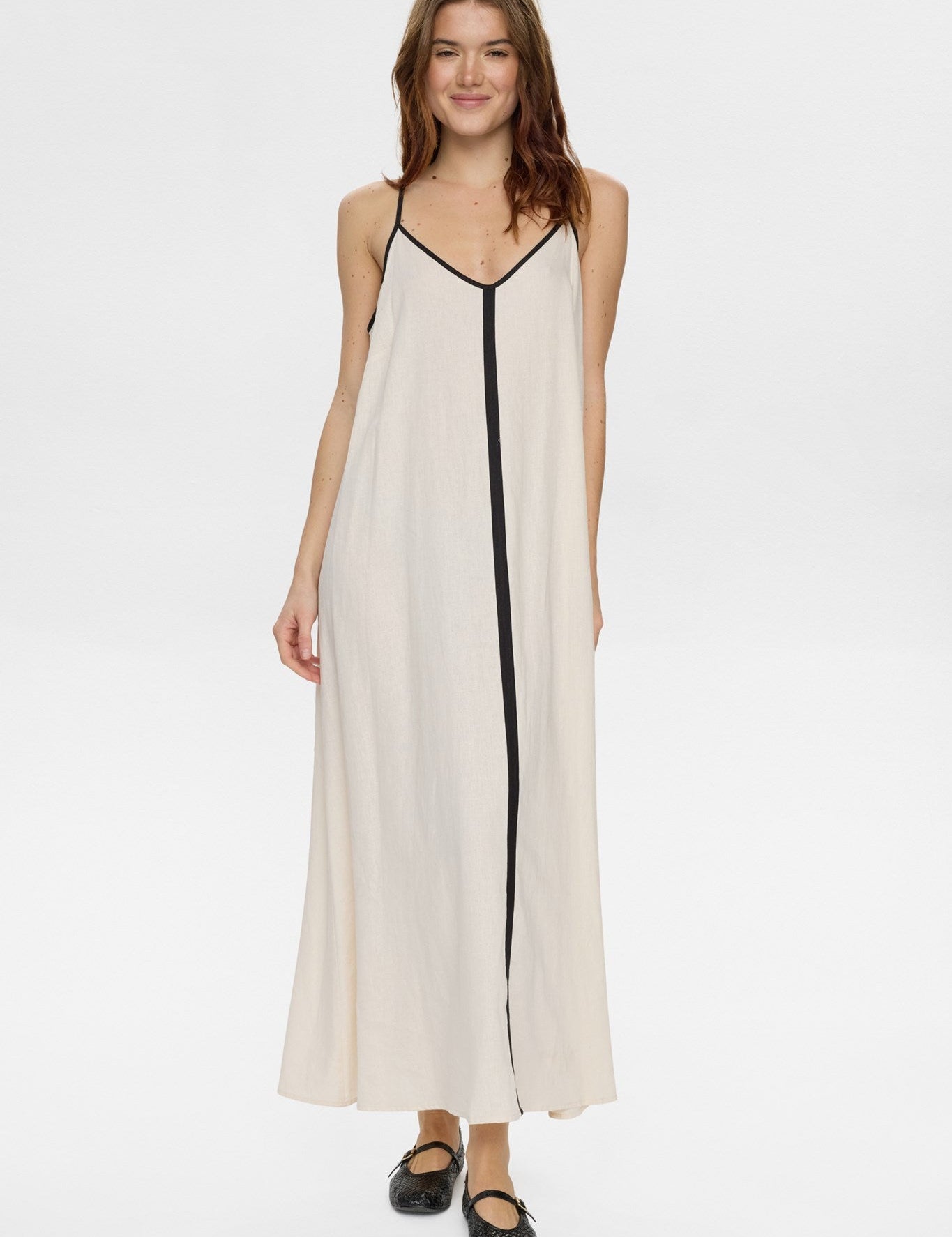 Vestido NÜMPH Nualani Whitecap Gray