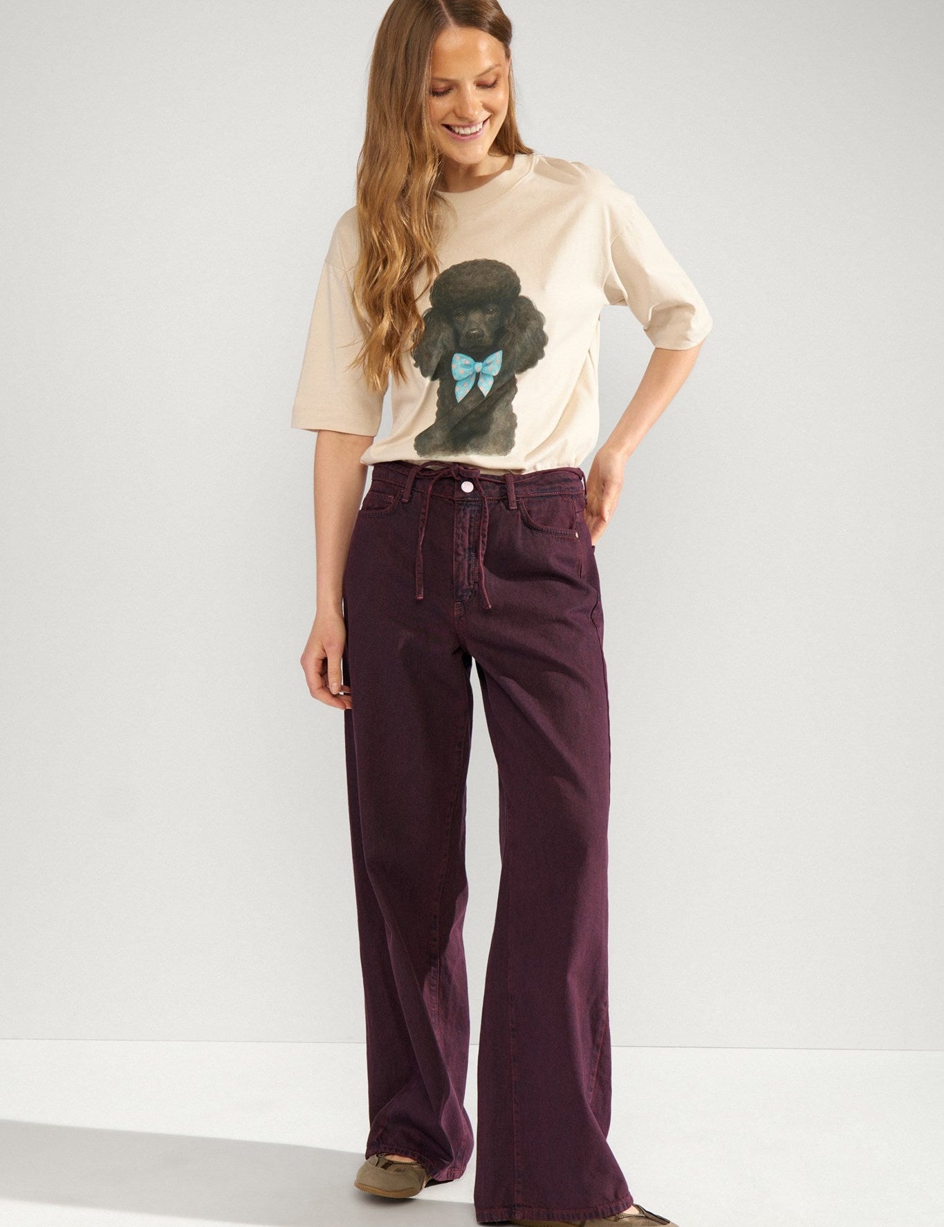 Camiseta NÜMPH Tova Oversize Gray Morn - vista de producto