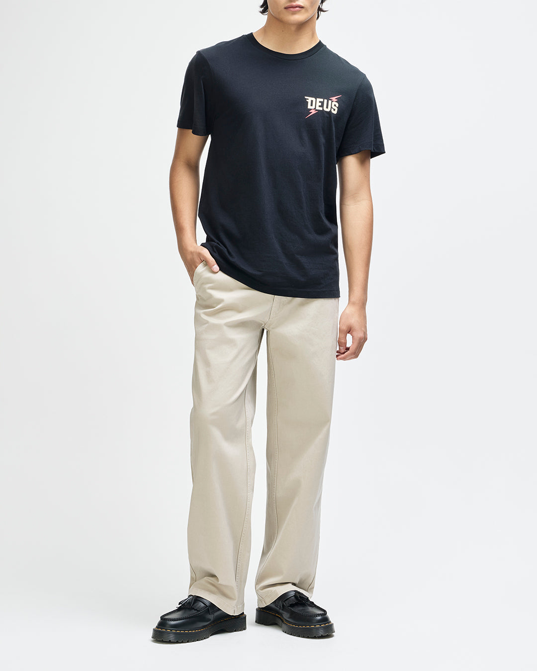 Camiseta DEUS Global Spark Black - imagen 6