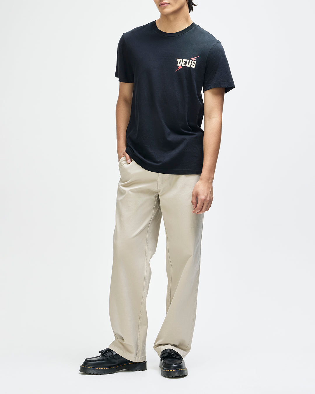Camiseta DEUS Global Spark Black - imagen 5