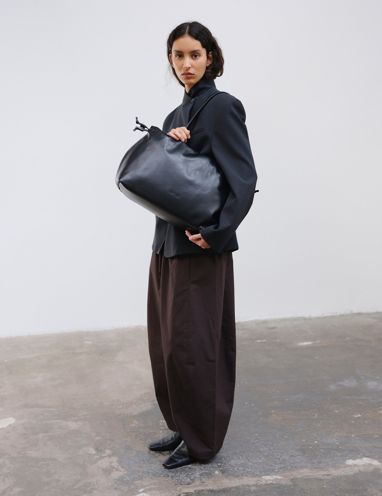 Bolso ÖLEND Milos Vegan Leather Black