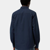 Camisa CARHARTT WIP L/S Bolton Dark Navy, vista trasera con modelo