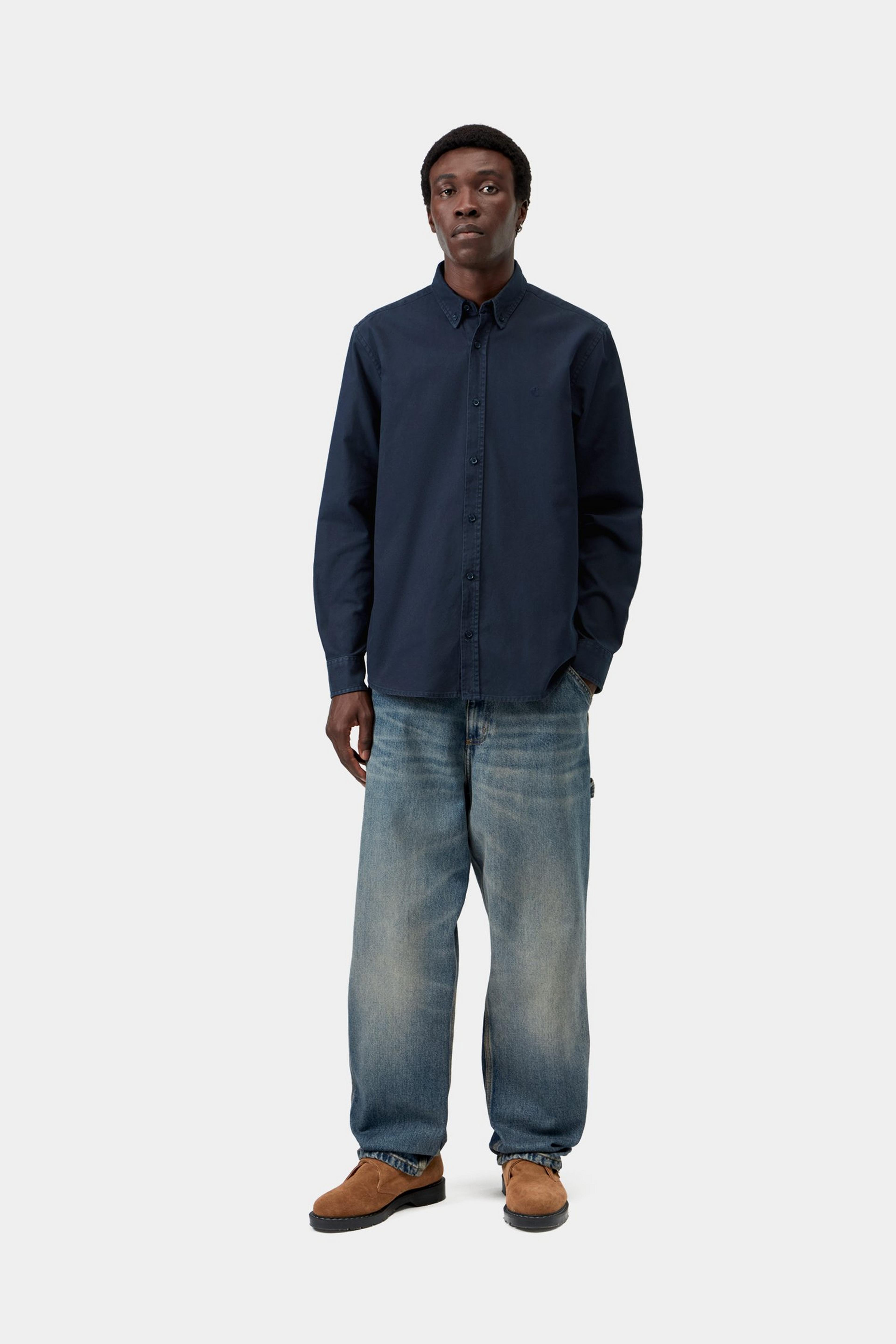Camisa CARHARTT WIP L/S Bolton Dark Navy, otra vista con modelo