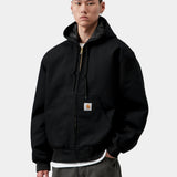 Chaqueta CARHARTT WIP OG Active Black Rigid, otra vista con modelo