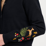Cárdigan SUGARHILL Kamila Black Woodland Embroidery — vista 4