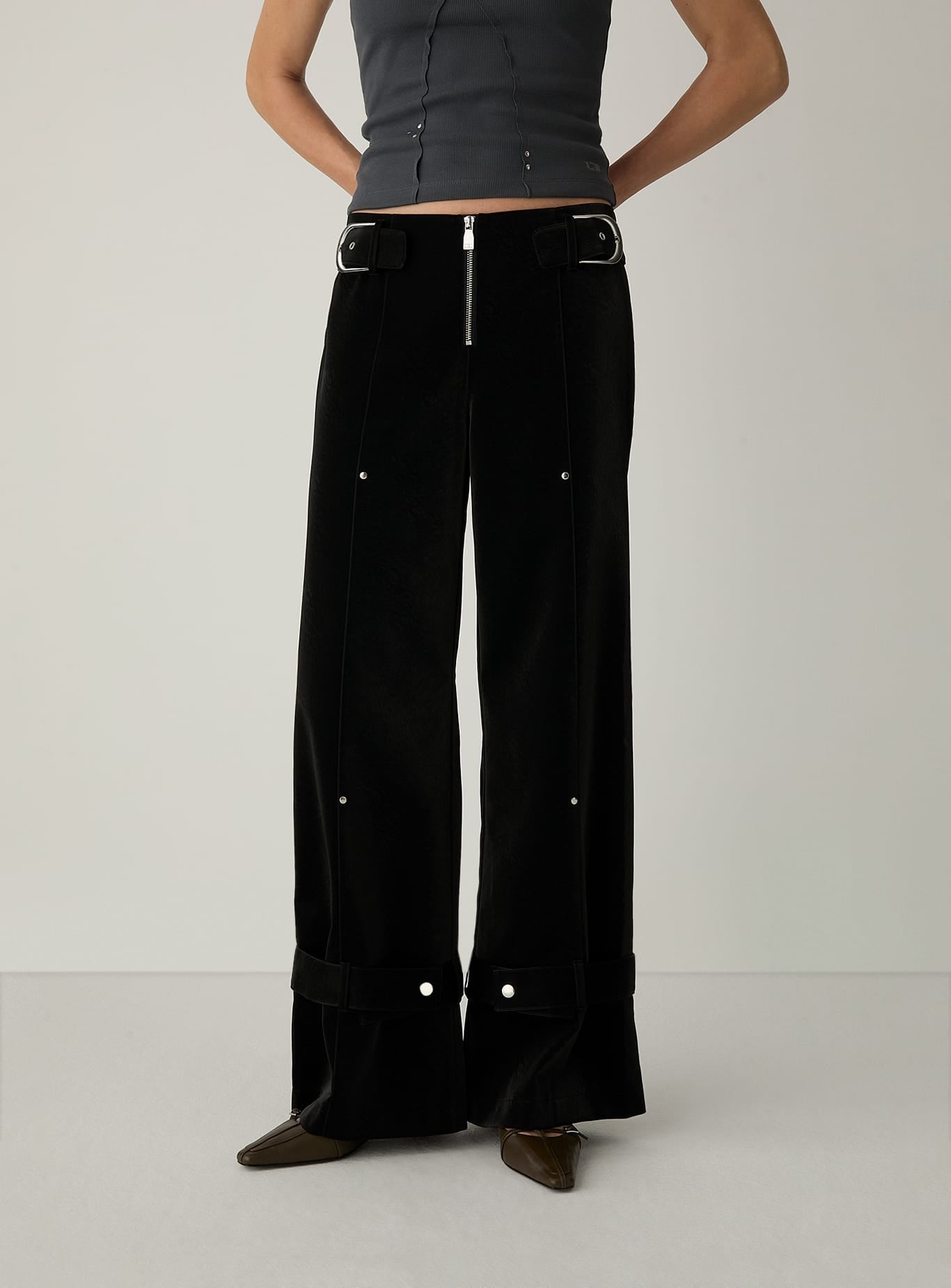 Pantalones LAAGAM Kaori Textured Black - imagen principal