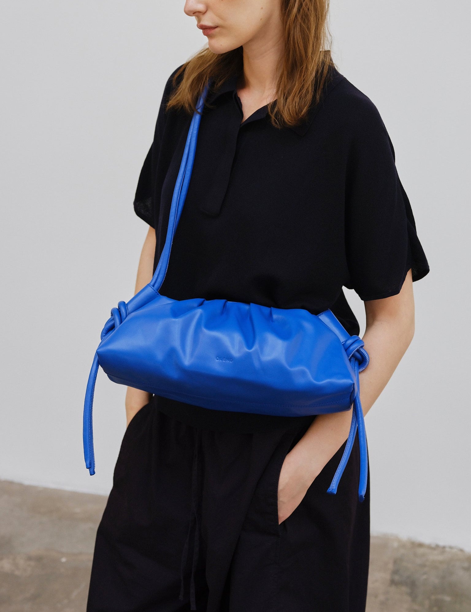 Bolso ÖLEND Dumpling Cobalto