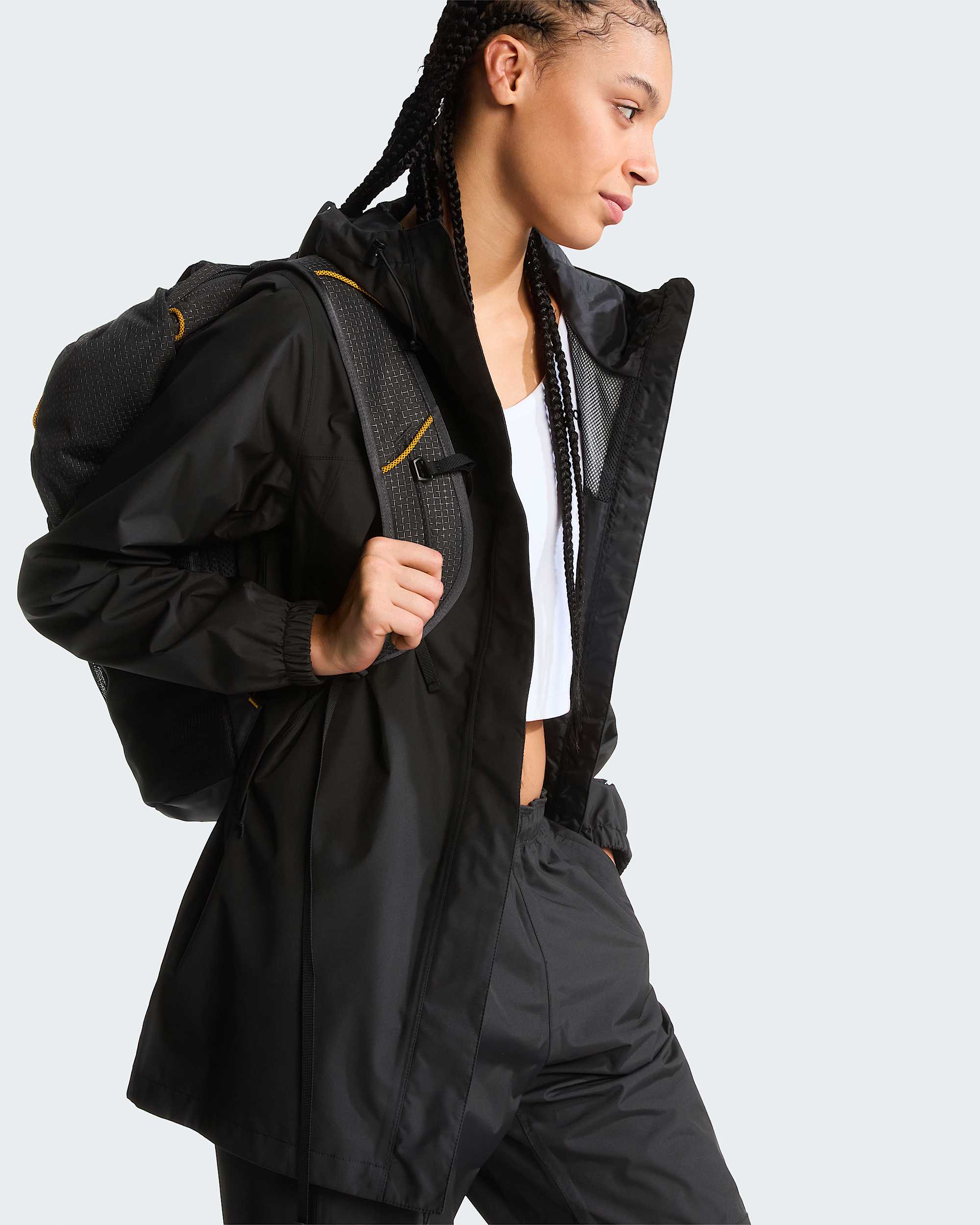 Parka Antora The North Face TNF Black detalle de modelo