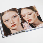 Revista NOVEMBRE 18, retrato a doble página