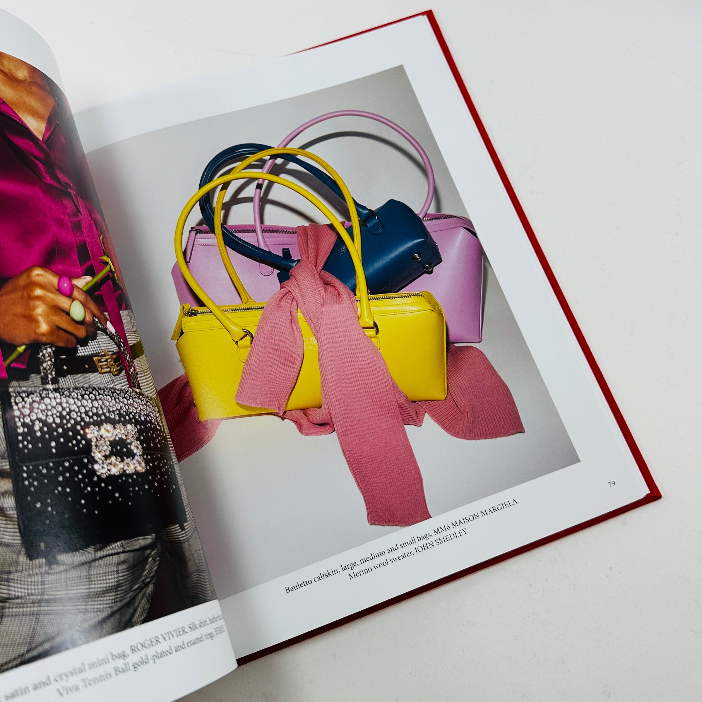 Revista PLEASE! Loves 1 Handbags - vista 3