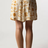 BLUE BANANA Woman Tile Ecru Shorts 