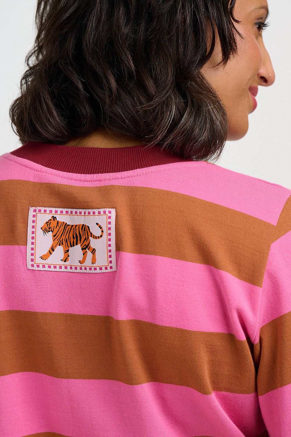 Sudadera SUGARHILL Mindy Pink Brown Stripe — vista 3