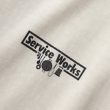 Camiseta SERVICE WORKS Pigment Dyed Trademark Neutral