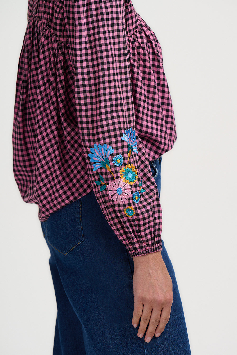 Blusa SUGARHILL Leah Rose Gingham Floral Embroidery — vista 3