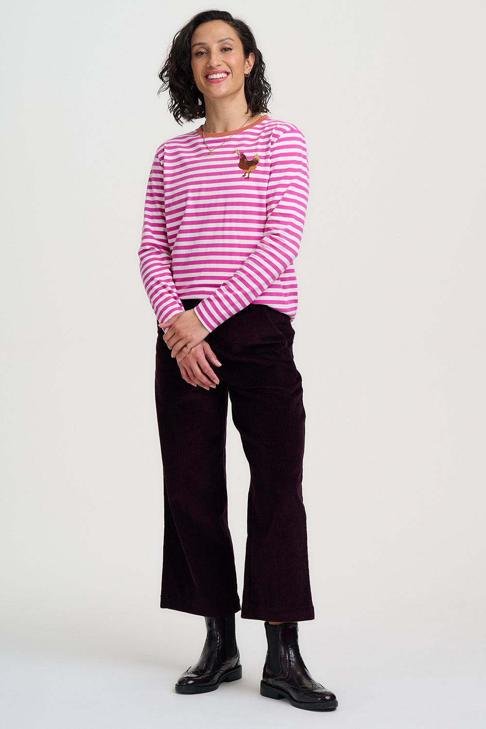 Camiseta SUGARHILL Brunswick Magenta Chicken Embroidery — vista 4