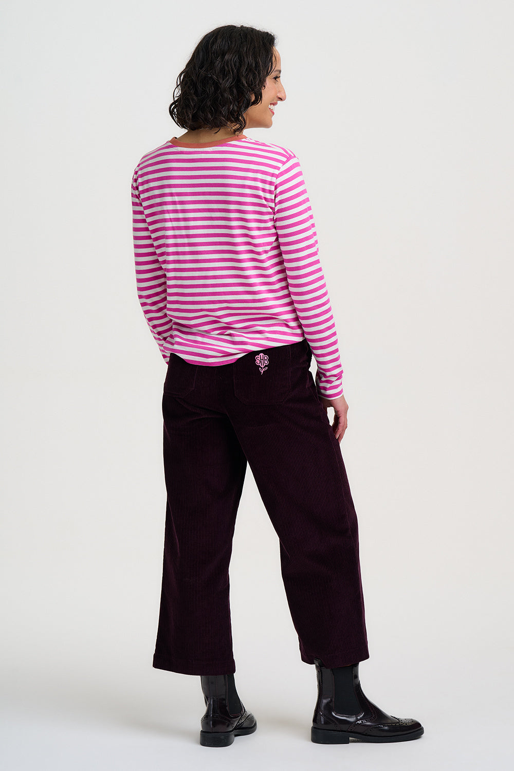 Camiseta SUGARHILL Brunswick Magenta Chicken Embroidery — vista 6